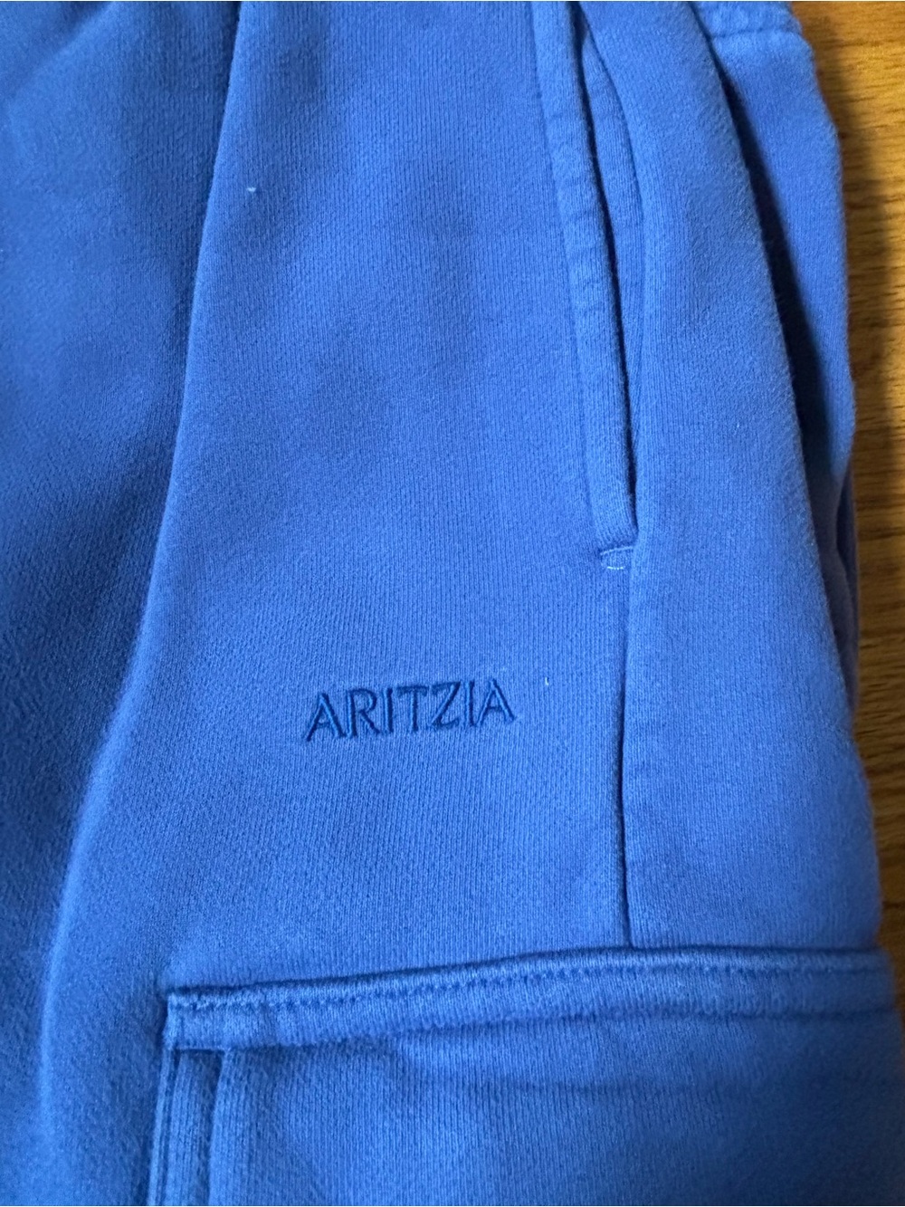 Aritzia Women’s Mega Fit Sweatfleece - Size 2XS